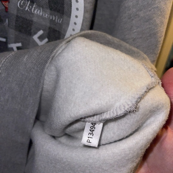 Men’s Oklahoma State University Sweatshirt - Picture 3 of 3